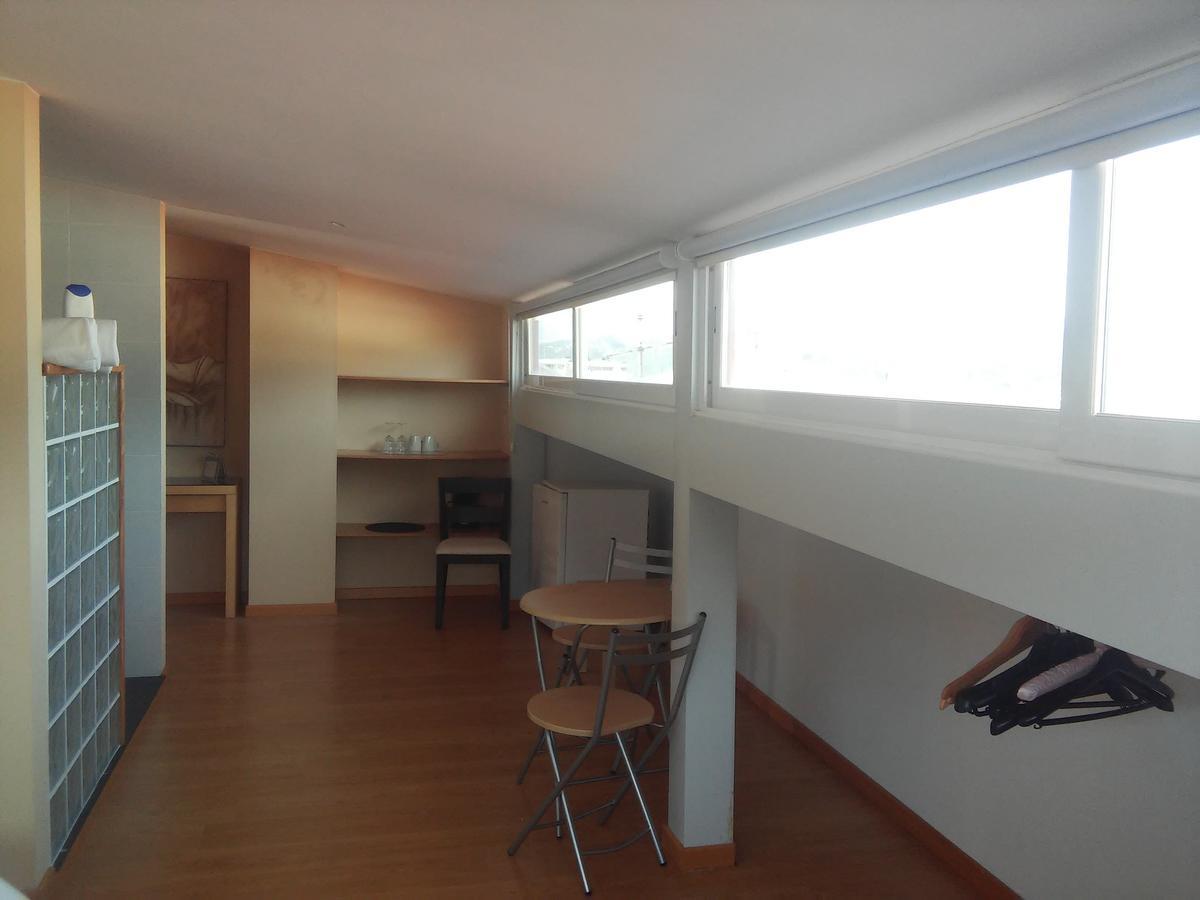Penthouse - Low Cost ヴォウゼーラ エクステリア 写真